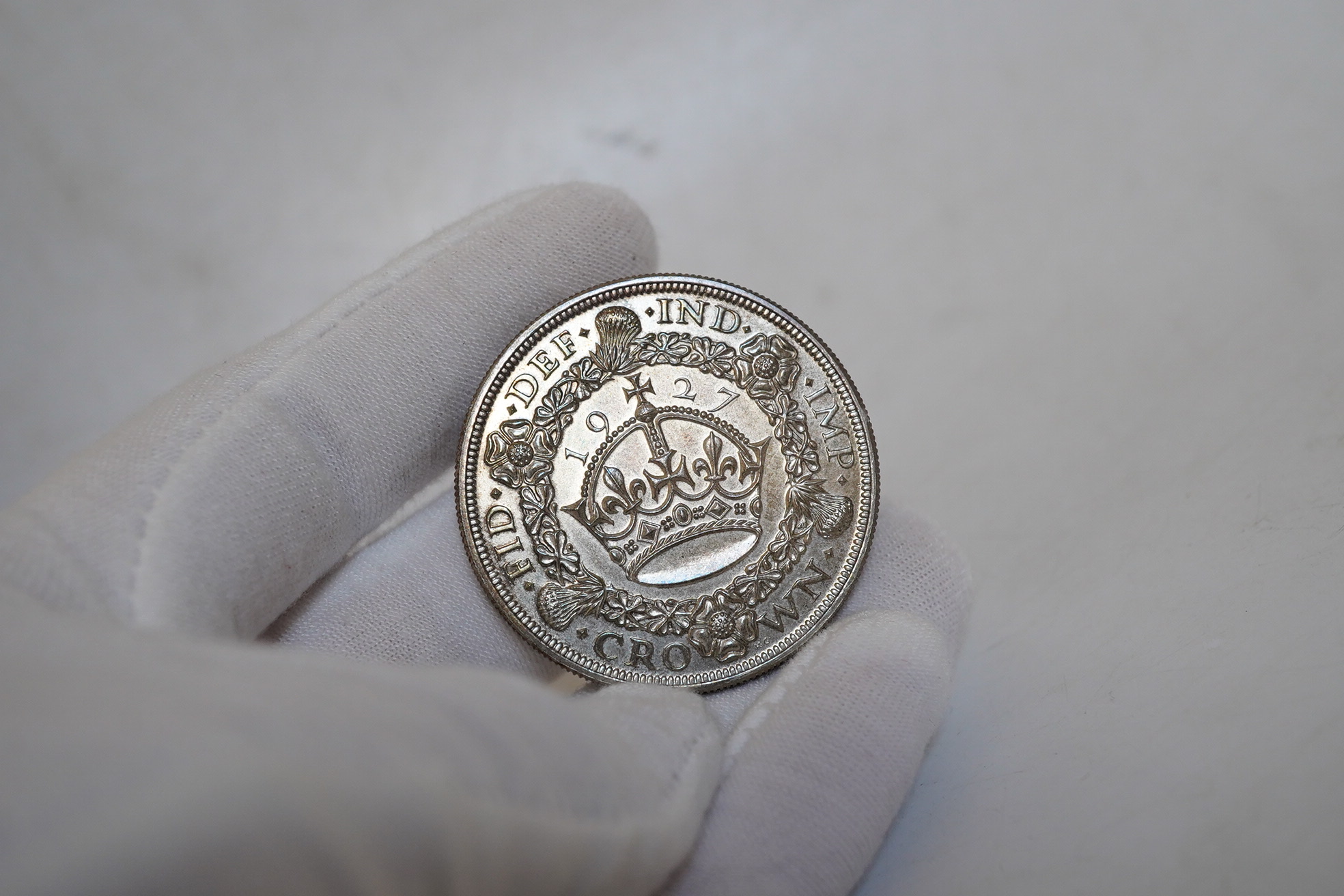British silver coins, George V ‘New Type’ six coin set, 1927, wreath crown to threepence, UNC, toned, in case of issue